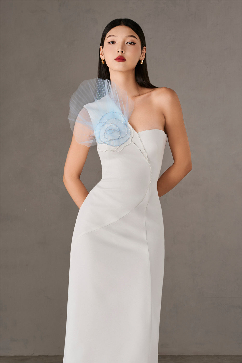 White One Shoulder Dress