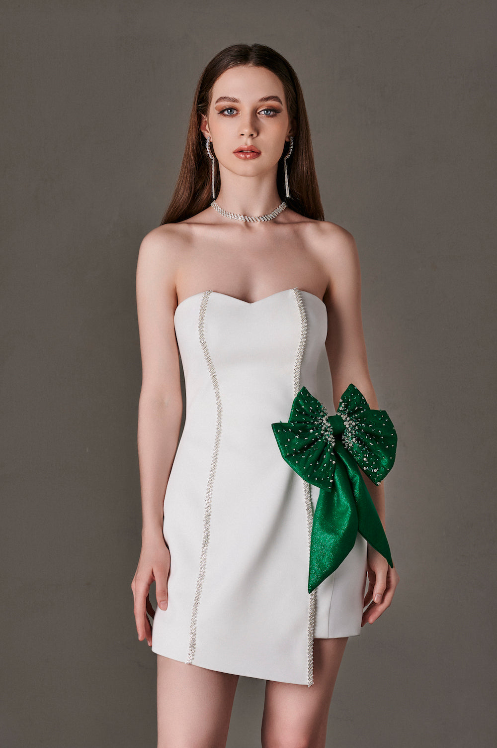 Mini White Dress With Bow Detaiil